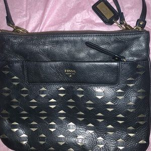 Fossil crossbody w/triangle cutouts